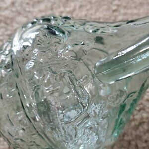 Glass decorative piece